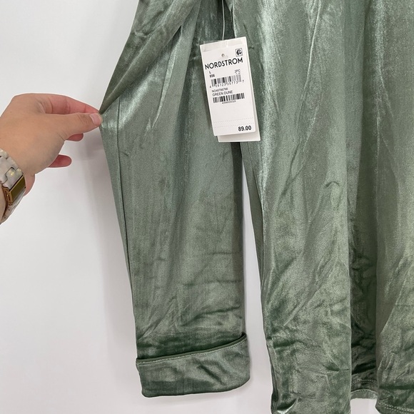 Nordstrom Green Dune Velour Pajama Set L NWT Soft 2-Piece Lounge Set - Picture 10 of 10